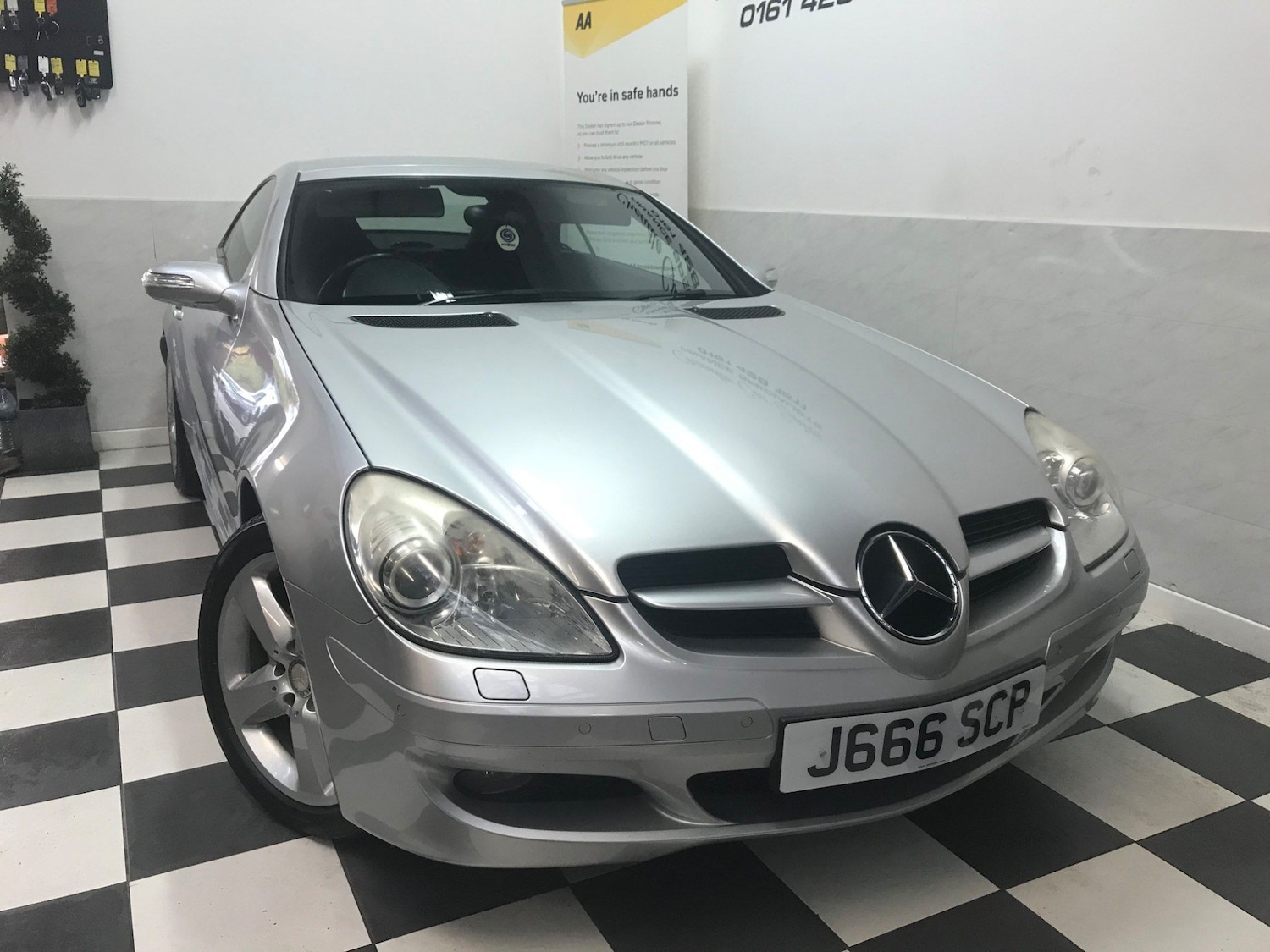 Used Mercedes-Benz SLK 2007 for sale - 77424994: Photo 6