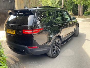 Used Land Rover Discovery 2019 for sale - 78982197: Photo