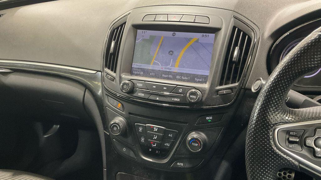 Used Vauxhall Insignia 2015 for sale - 76388532: Photo 11