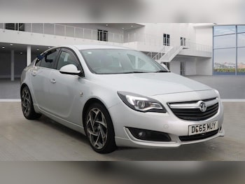 Vauxhall - Insignia