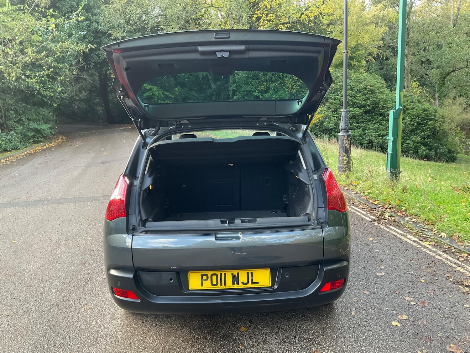 Used Peugeot 3008 2011 for sale - 76398817: Photo 10