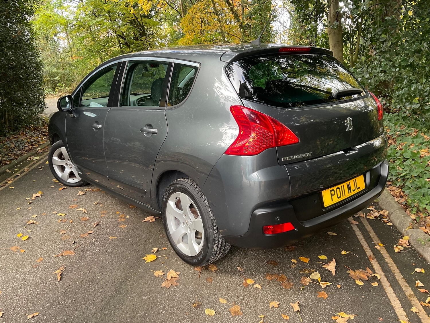 Used Peugeot 3008 2011 for sale - 76398817: Photo 2
