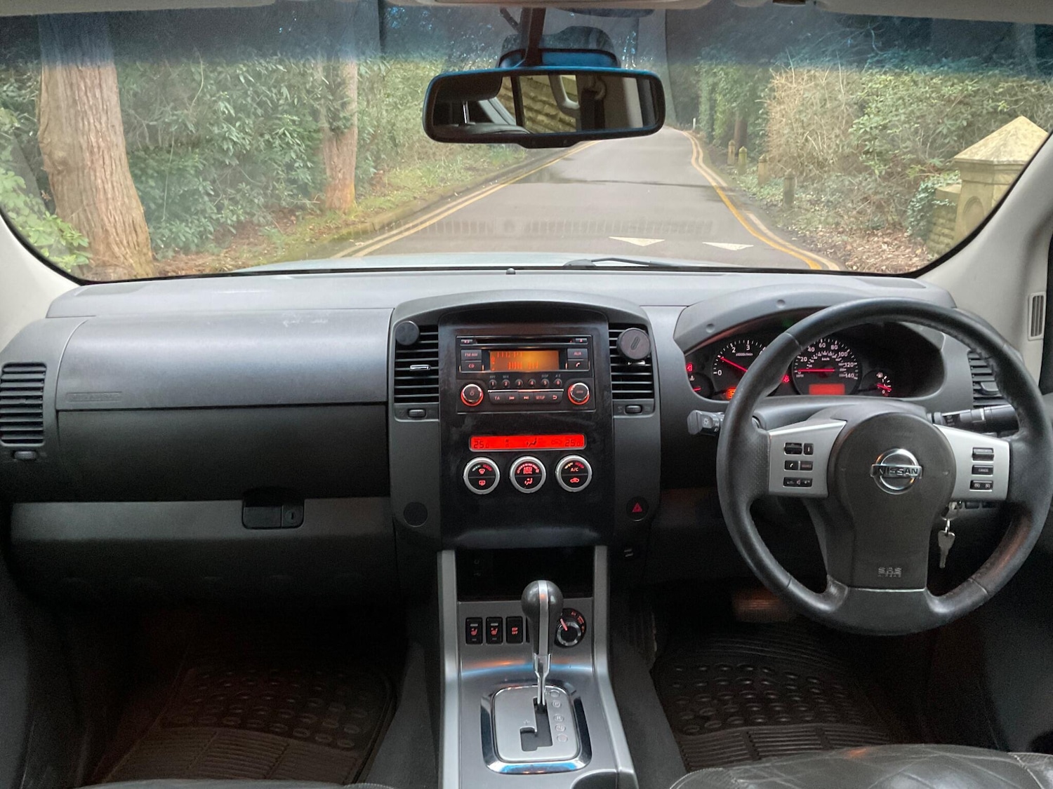 Used Nissan Navara for sale - 77684400: Photo 13