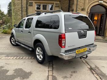 Used Nissan Navara 2013 for sale - 77684400: Photo