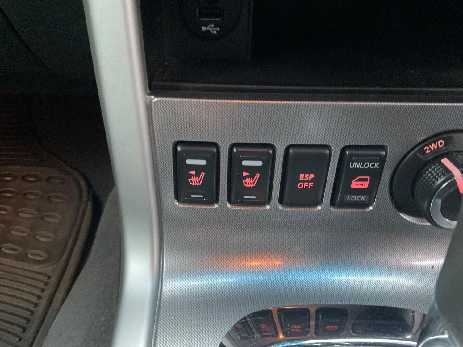 Used Nissan Navara for sale - 77684400: Photo 30