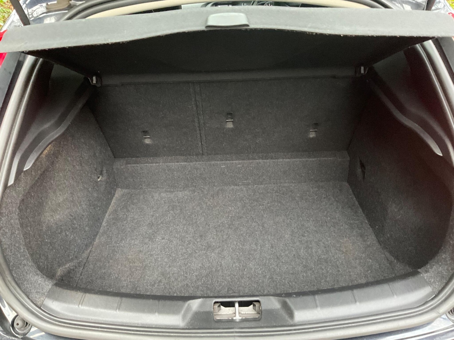 Used Volvo V40 Cross Country 2015 for sale - 76887212: Photo 14