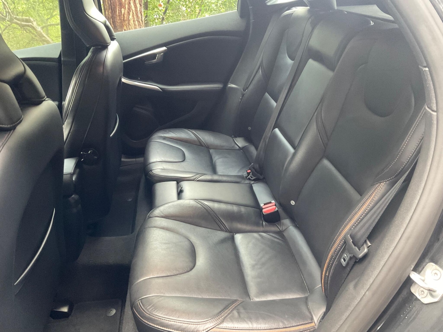 Used Volvo V40 Cross Country 2015 for sale - 76887212: Photo 24