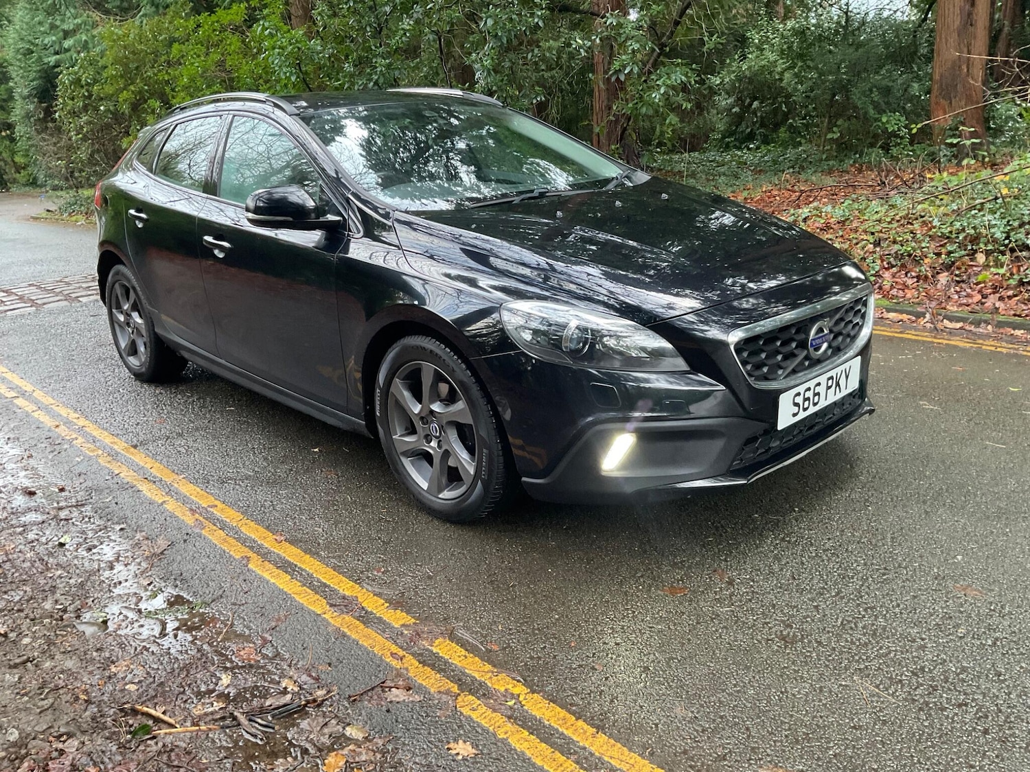 Used Volvo V40 Cross Country 2015 for sale - 76887212: Photo 6