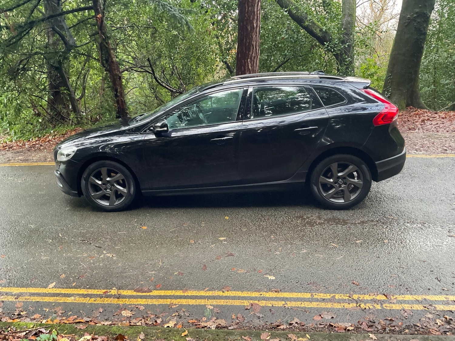Used Volvo V40 Cross Country 2015 for sale - 76887212: Photo 9
