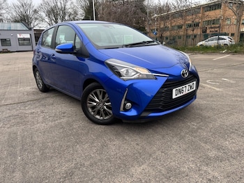 Used Toyota Yaris 2018 for sale - 77994138: Photo