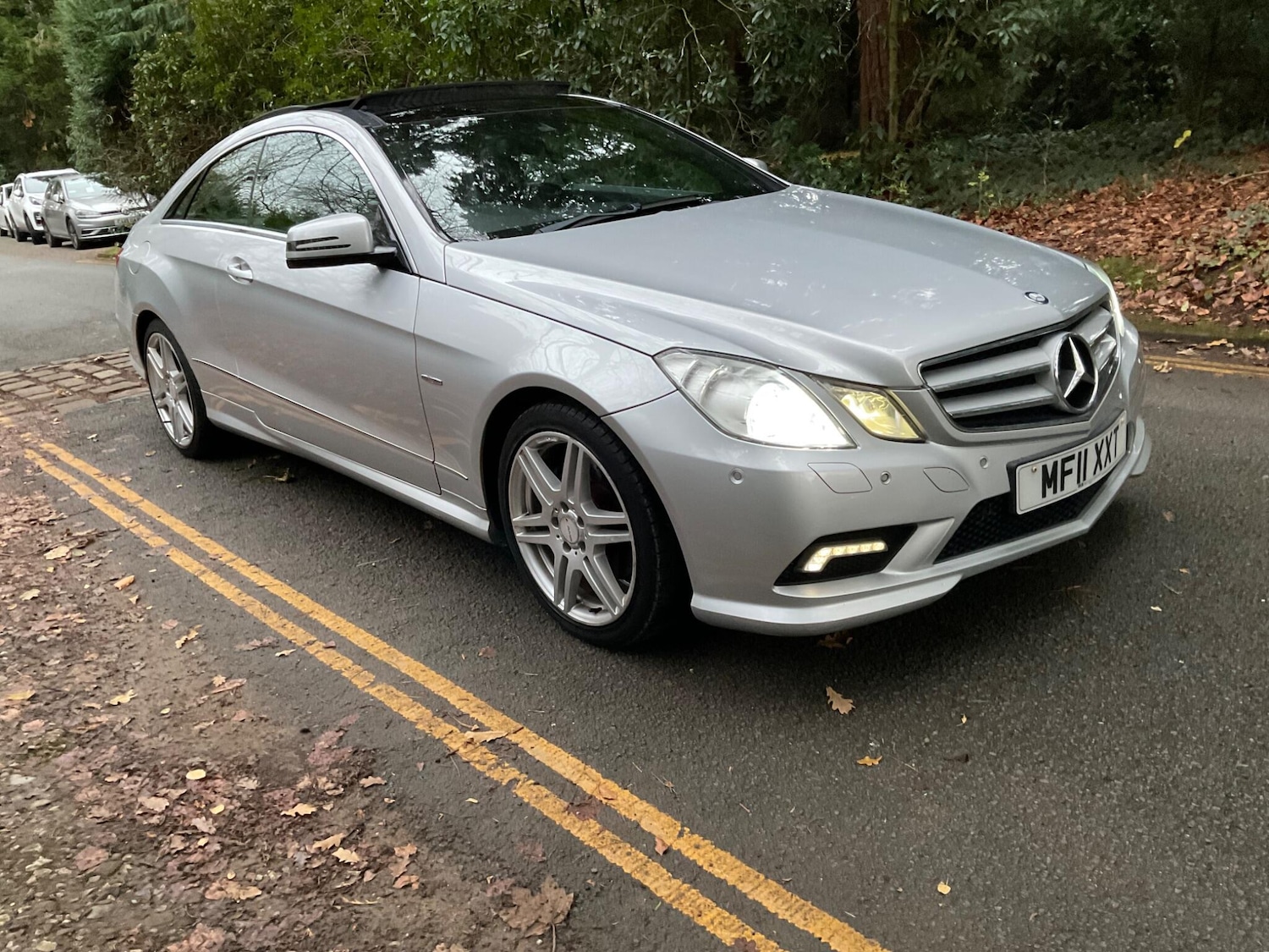 Used Mercedes-Benz E Class 2011 for sale - 77523966: Photo 4