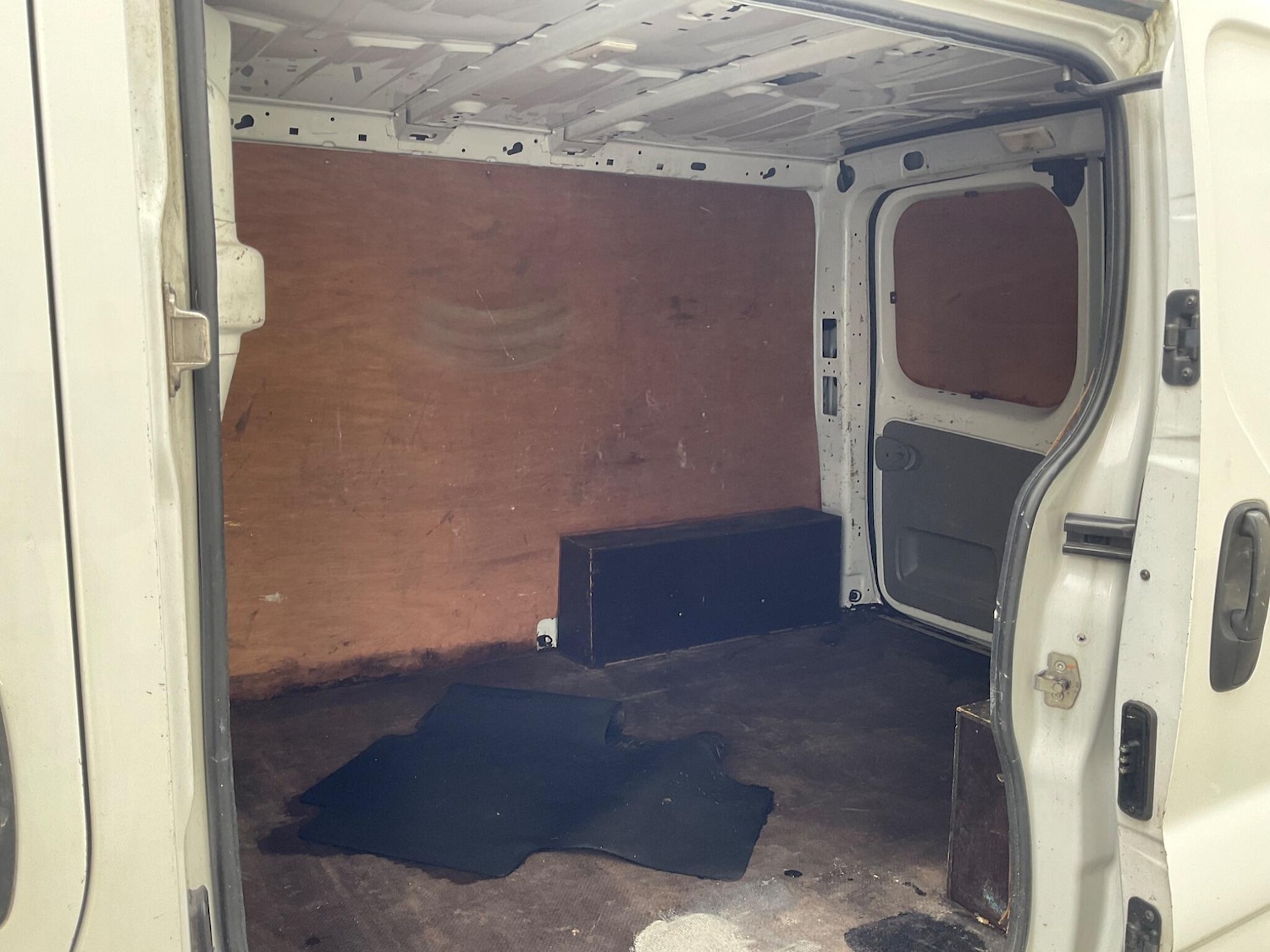 Used Vauxhall Vivaro 2013 for sale - 77793845: Photo 5