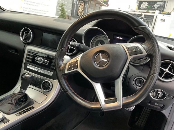 Used Mercedes-Benz SLK 2013 for sale - 69468896: Photo 12