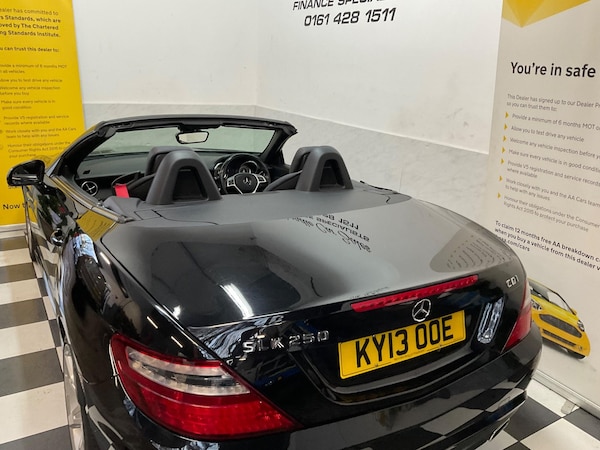 Used Mercedes-Benz SLK 2013 for sale - 69468896: Photo 28