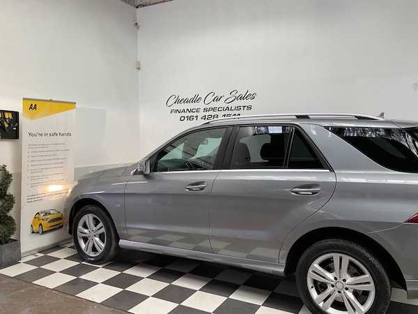 Used Mercedes-Benz M-Class 2012 for sale - 67916495: Photo 8