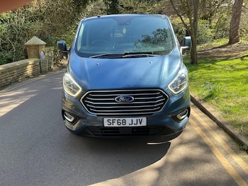 Used Ford Tourneo Custom 2018 for sale - 78741949: Photo
