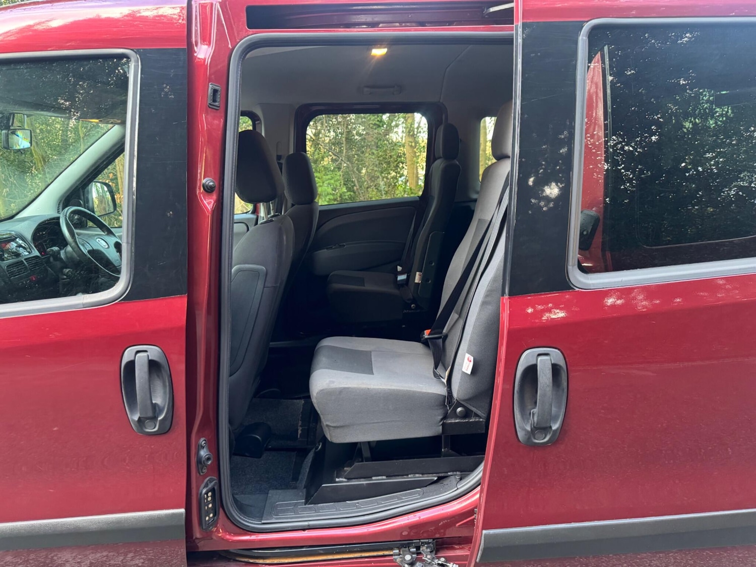 Used Fiat Doblo 2015 for sale - 77320464: Photo 28