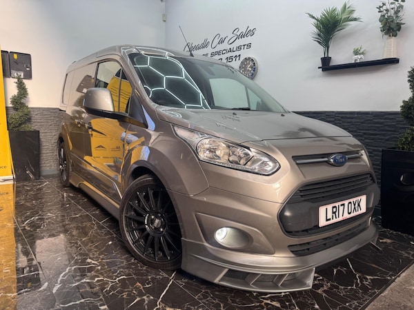 Used Ford Transit Connect 2017 for sale - 67929375: Photo 1