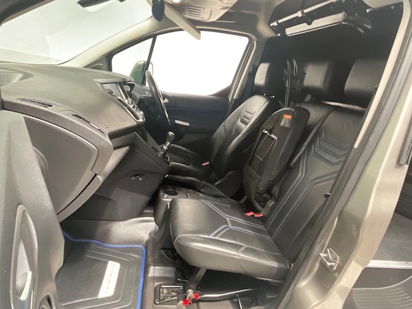 Used Ford Transit Connect 2017 for sale - 67929375: Photo 20