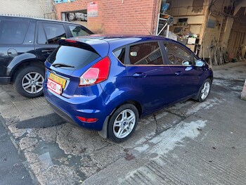 2013 (63) - 1.0T EcoBoost Zetec Euro 5 (s/s) 5dr