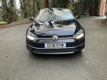 Used Volkswagen Golf 2018 for sale - 76667523: Photo