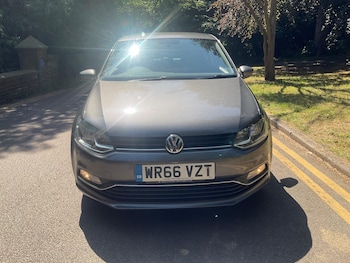Used Volkswagen Polo 2016 for sale - 78999400: Photo