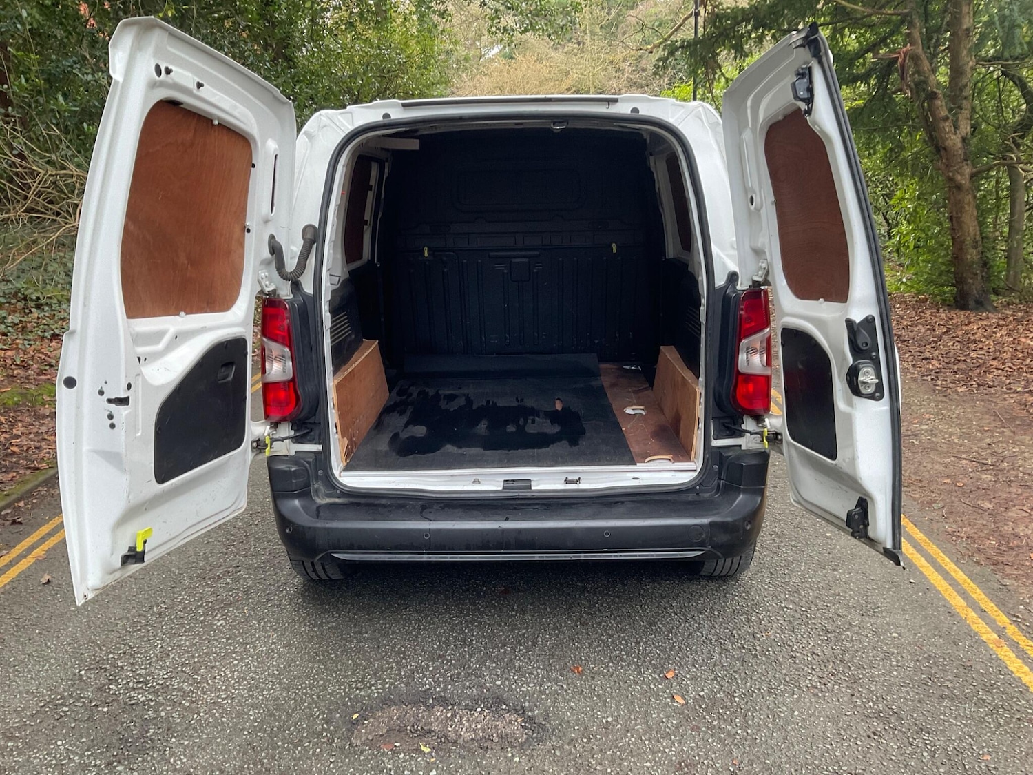 Used Peugeot Partner 2021 for sale - 77305147: Photo 10