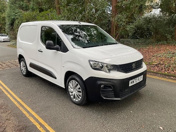 Used Peugeot Partner 2021 for sale - 77305147: Photo