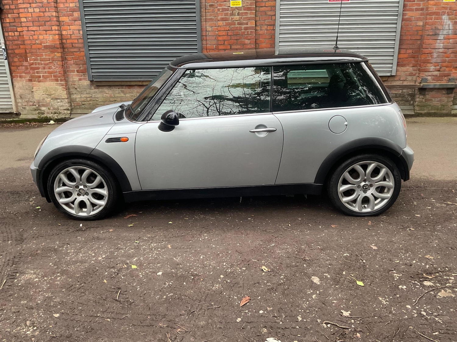 Used MINI Hatch 2003 for sale - 77376027: Photo 6