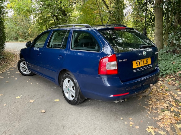 Used Skoda Octavia 2011 for sale - 76315124: Photo 2