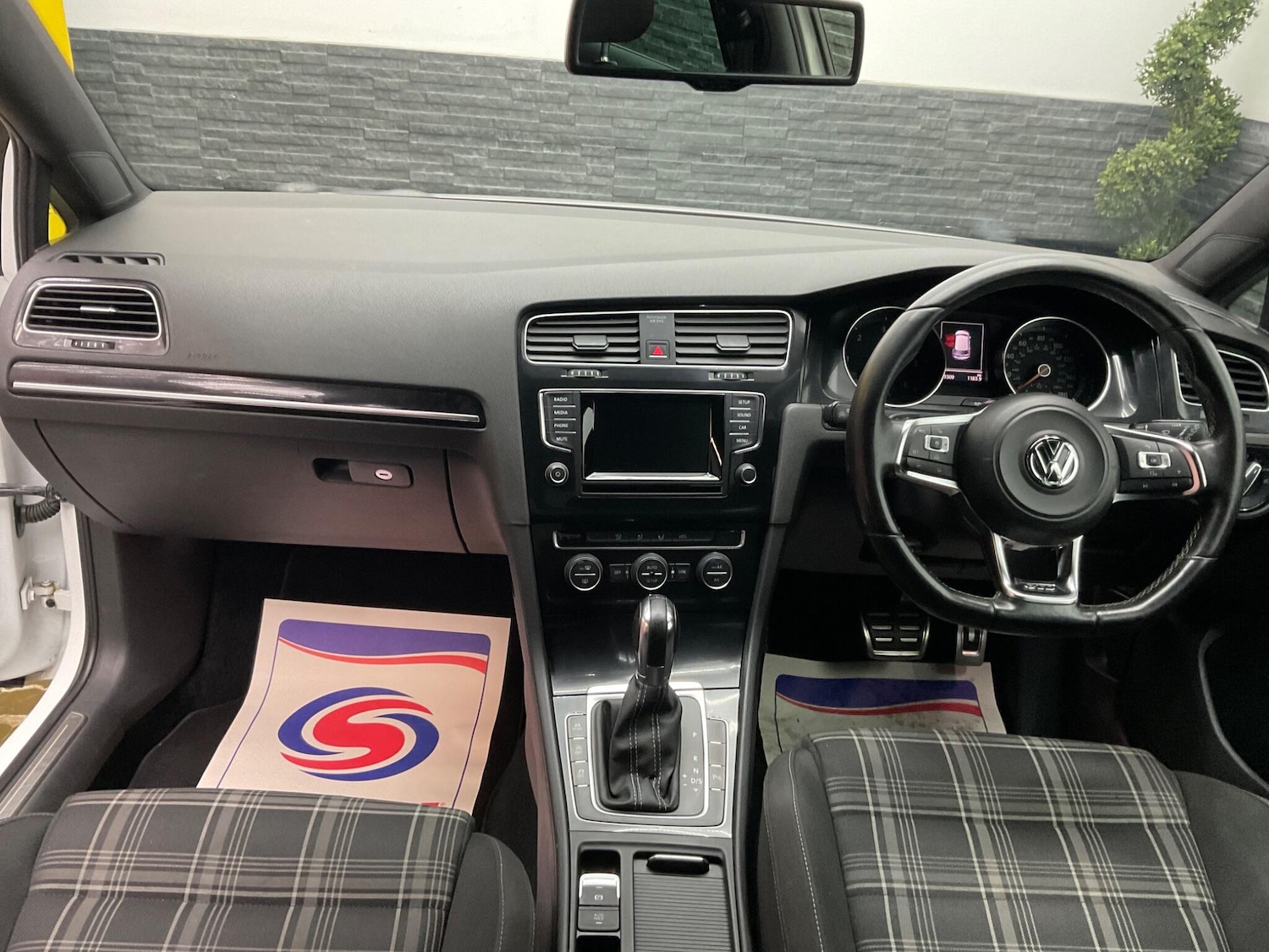 Used Volkswagen Golf 2014 for sale - 76166419: Photo 22