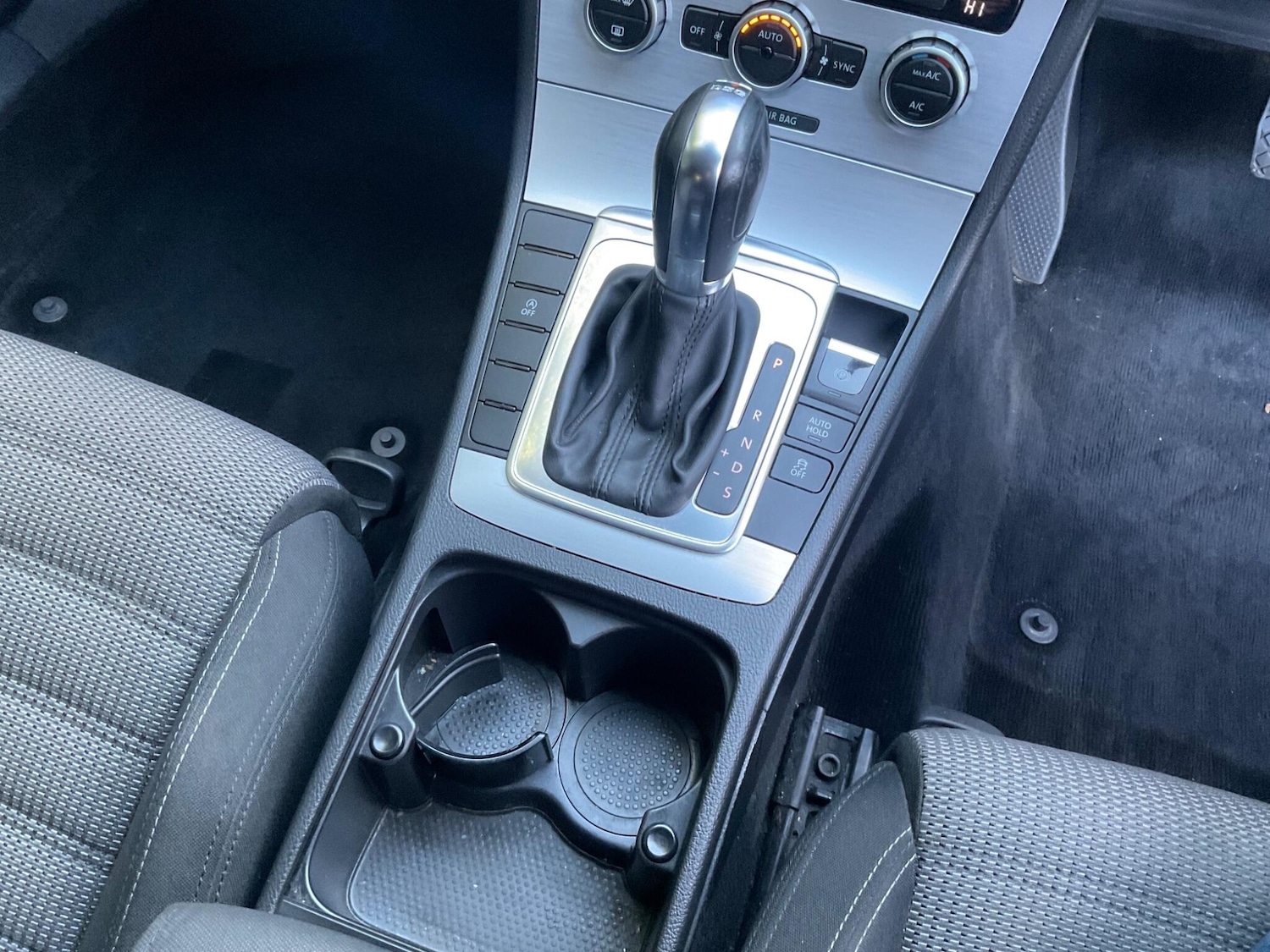 Used Volkswagen CC 2013 for sale - 76667424: Photo 24