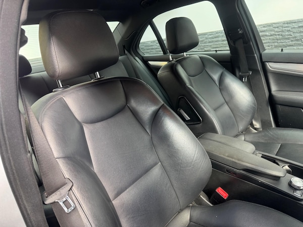 Used Mercedes-Benz C-Class 2012 for sale - 74255929: Photo 9