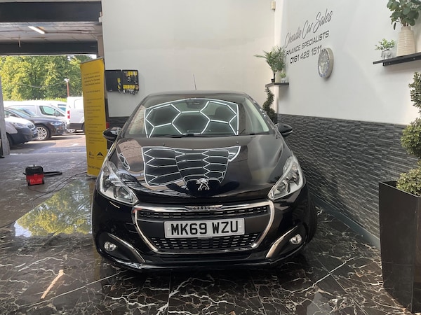 Used Peugeot 208 2019 for sale - 75624043: Photo 2