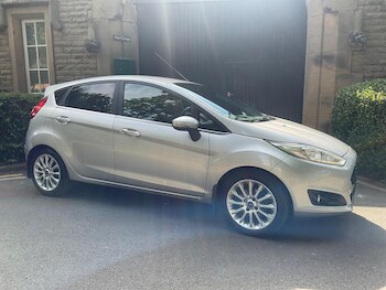 Used Ford Fiesta 2014 for sale - 79533598: Photo