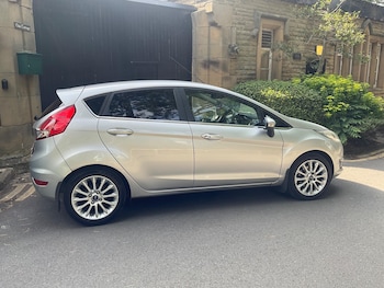 Used Ford Fiesta 2014 for sale - 79533598: Photo