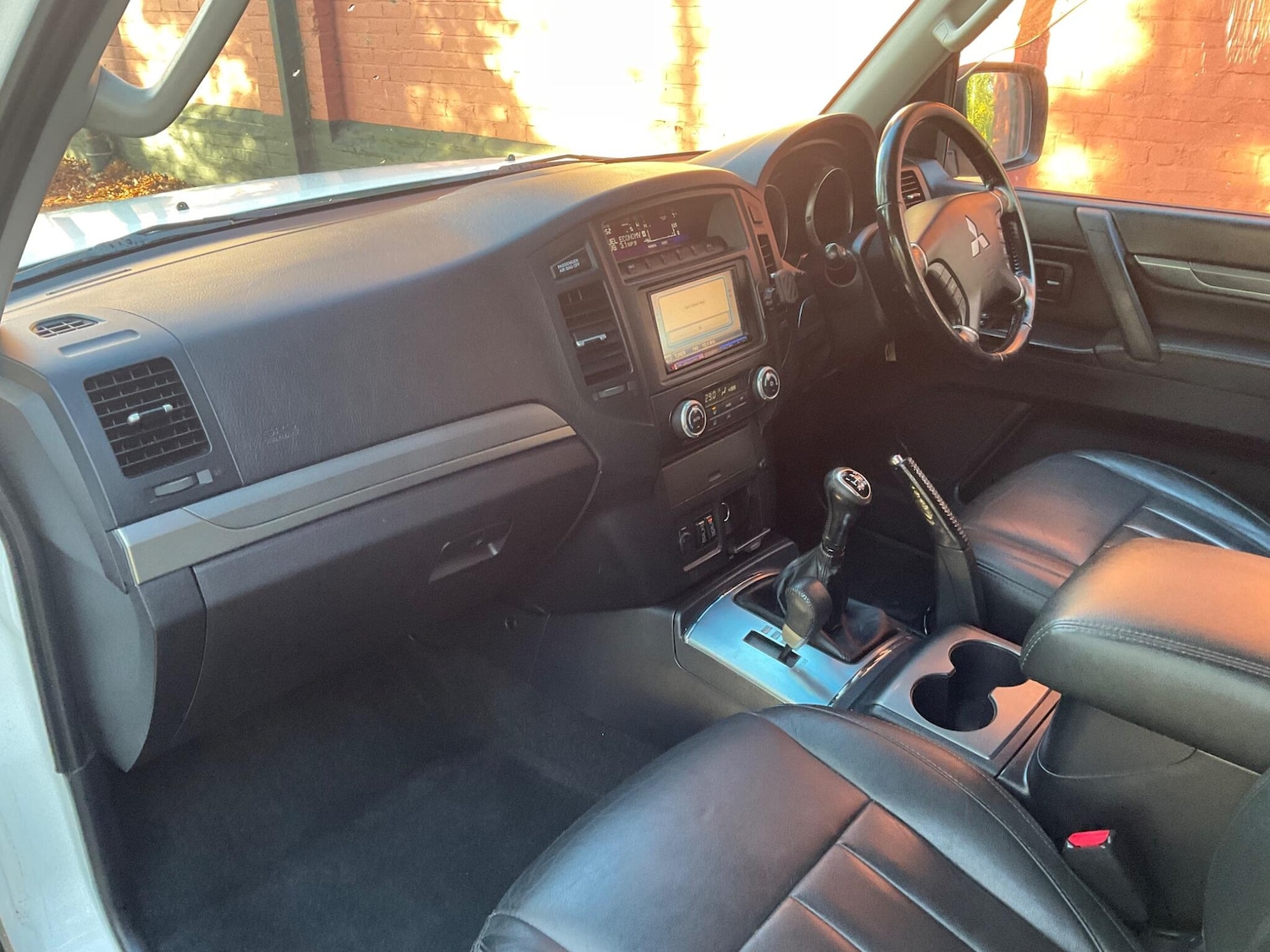 Used Mitsubishi Shogun 2010 for sale - 76765214: Photo 18