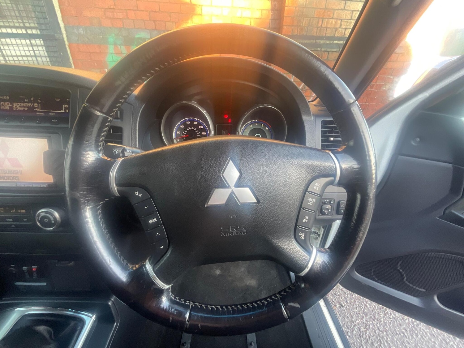 Used Mitsubishi Shogun 2010 for sale - 76765214: Photo 26