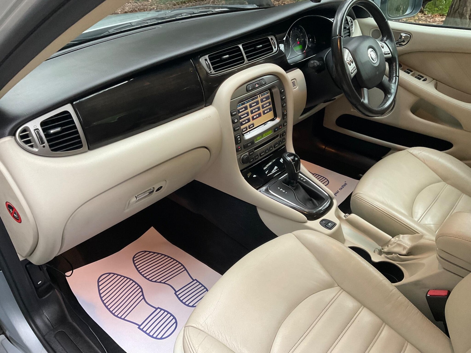 Used Jaguar X-Type 2009 for sale - 76667339: Photo 25