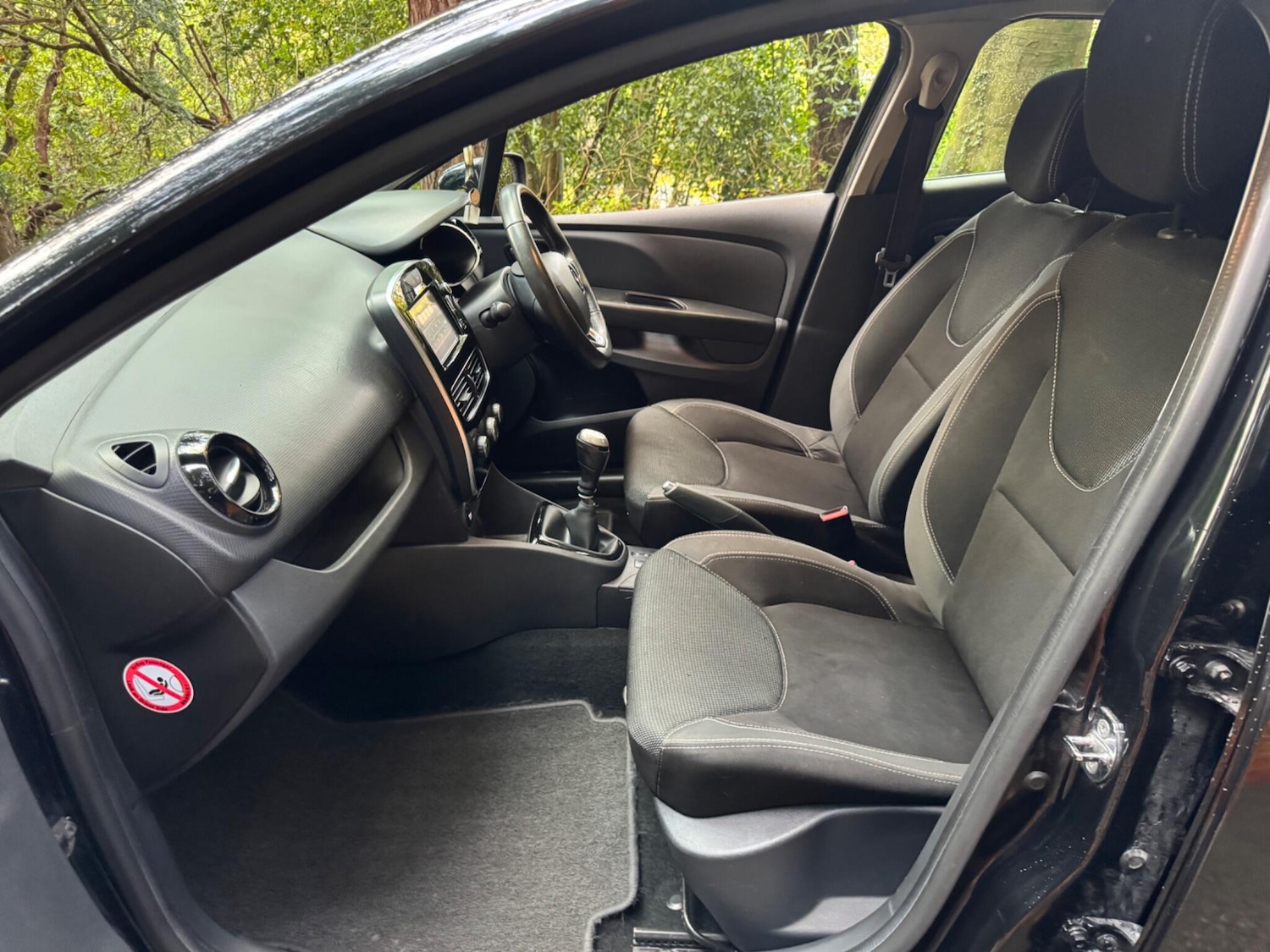 Used Renault Clio 2016 for sale - 76440833: Photo 13