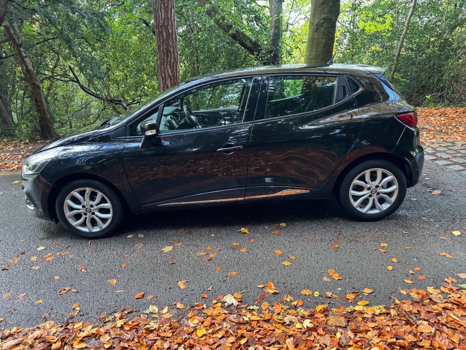 Used Renault Clio 2016 for sale - 76440833: Photo 4