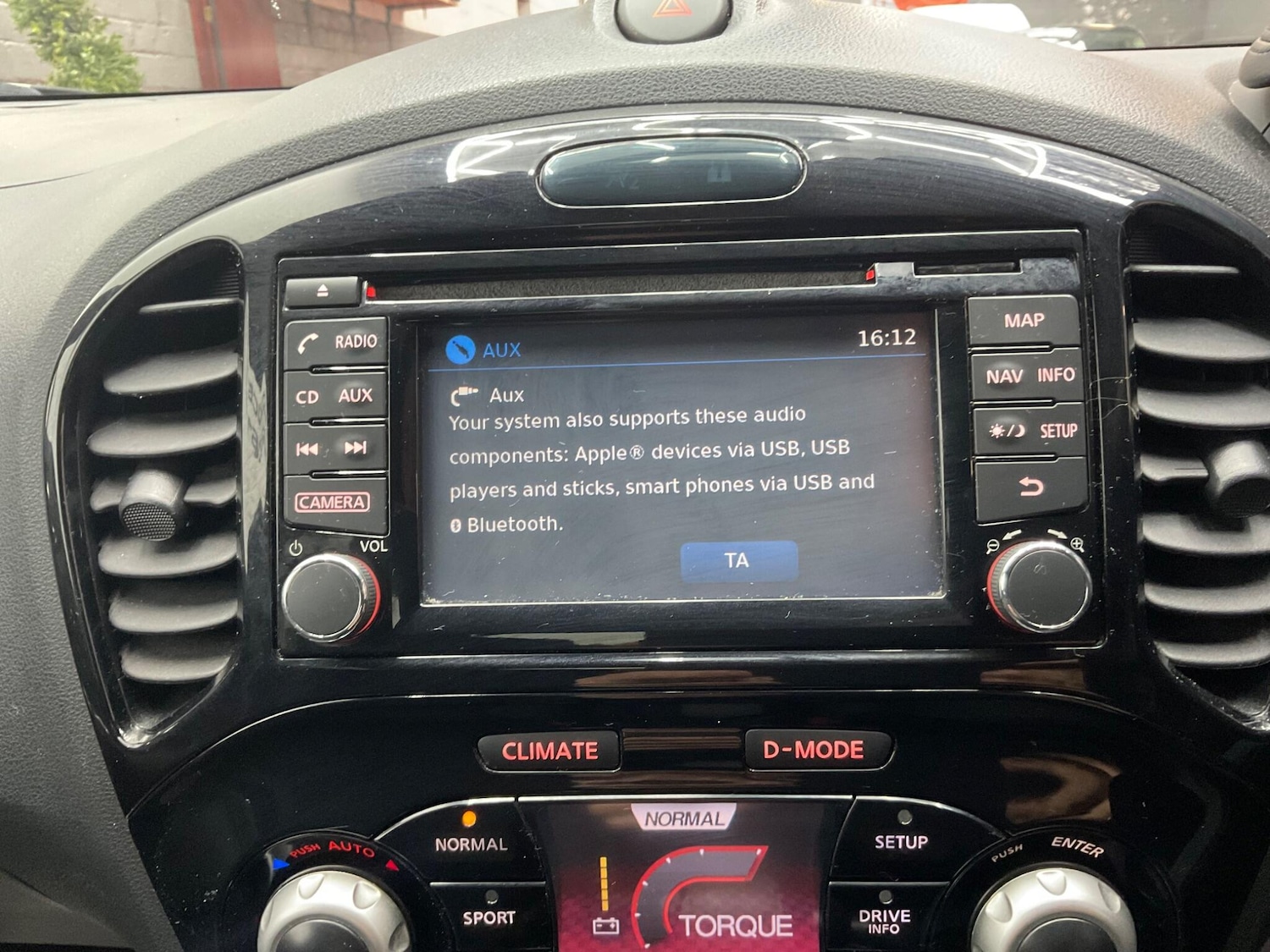 Used Nissan Juke 2014 for sale - 76099009: Photo 11