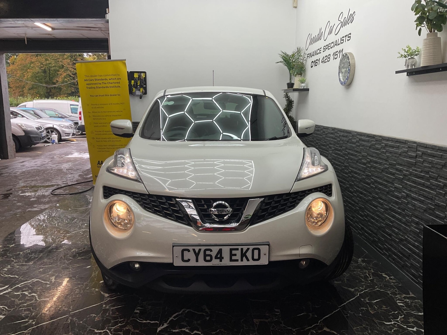 Used Nissan Juke 2014 for sale - 76099009: Photo 2