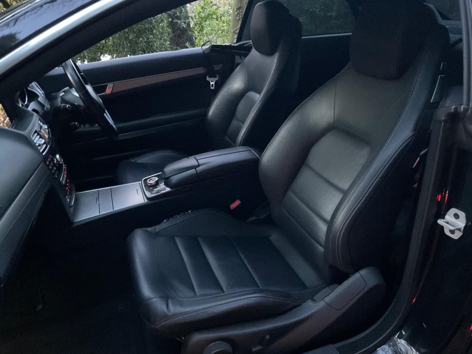 Used Mercedes-Benz E Class 2013 for sale - 76802209: Photo 18