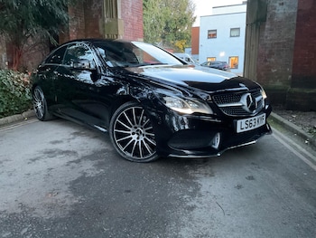 Used Mercedes-Benz E Class 2013 for sale - 76802209: Photo