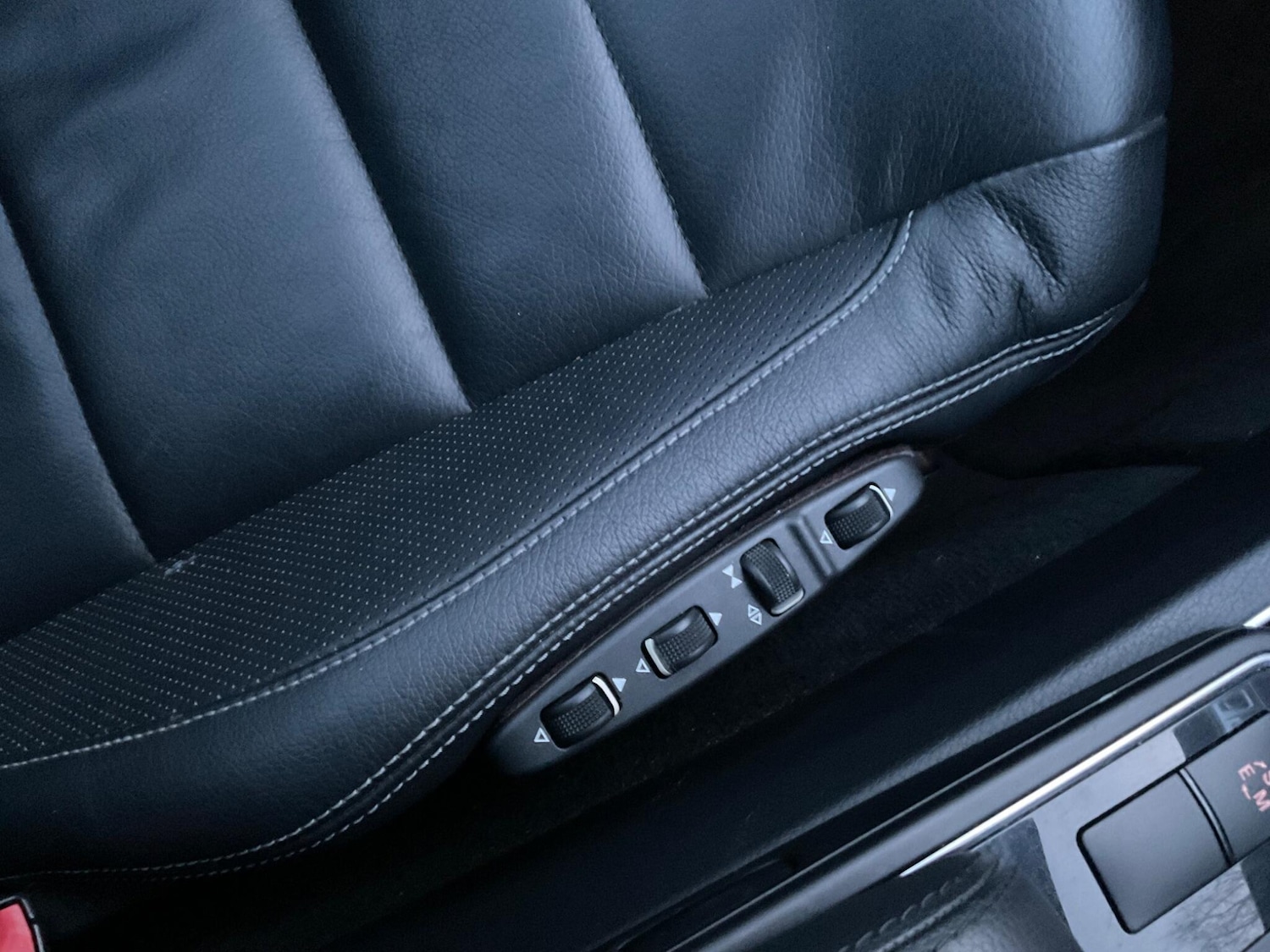 Used Mercedes-Benz E Class 2013 for sale - 76802209: Photo 20