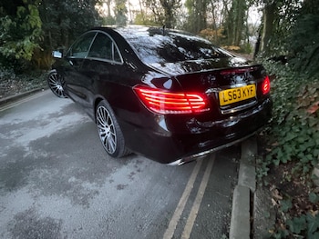 Used Mercedes-Benz E Class 2013 for sale - 76802209: Photo