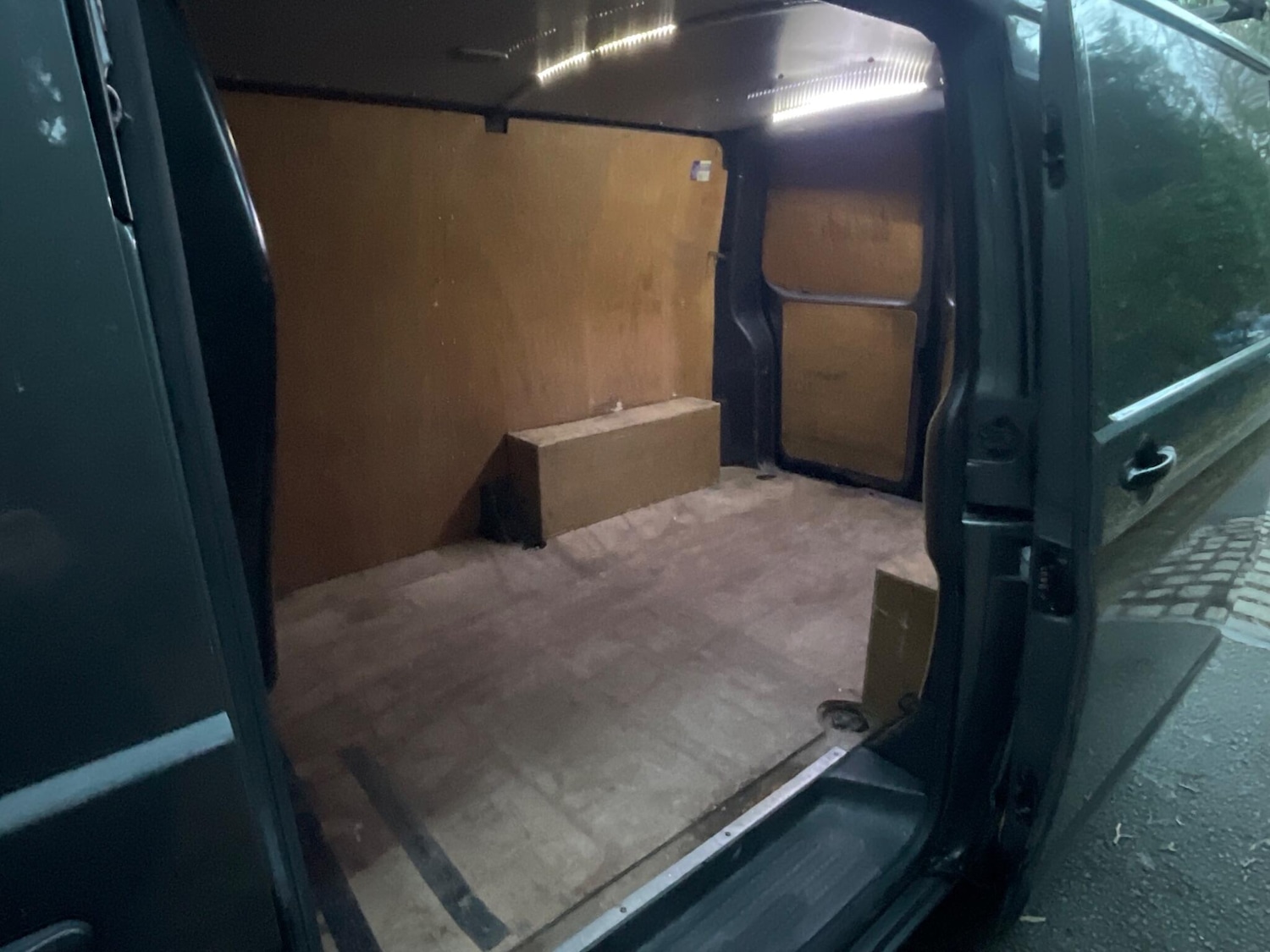 Used Volkswagen Transporter 2013 for sale - 76899565: Photo 19