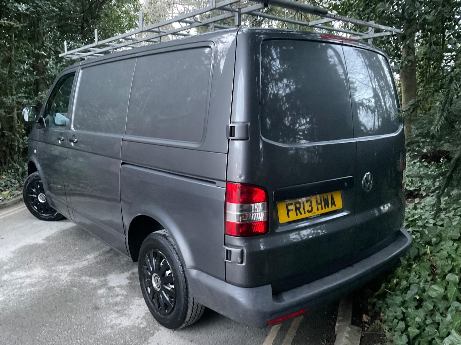 Used Volkswagen Transporter 2013 for sale - 76899565: Photo 2