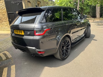 Used Land Rover Range Rover Sport 2016 for sale - 78741665: Photo